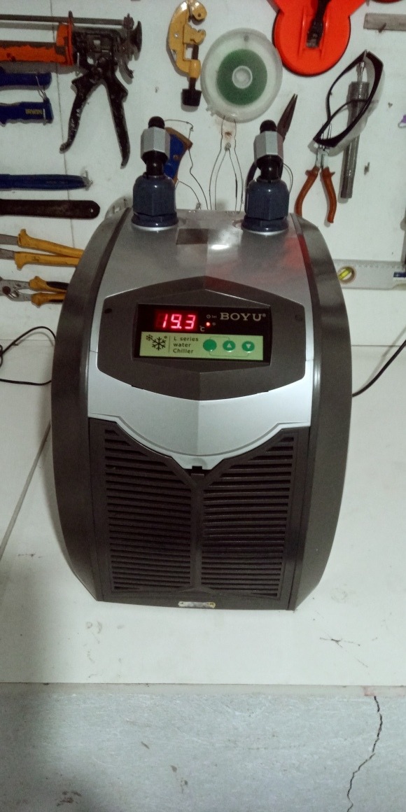 مبرد مياه للأحواض المائية بقوة - مراجعة Marine Aquarium Chiller وسعره